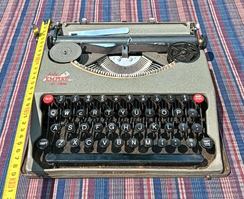 A Pre WW2 1939 Serial Baby Empire De-Luxe Typewriter a Swiss Hermes Baby clone with original Case