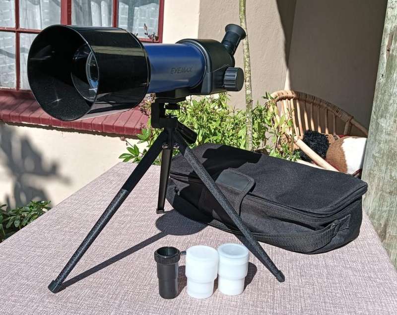 Eyemax F350 x 60mm Astronomical Beginners Telescope with Table Tripod 2 Eyepieces and 3X Barlow Lens