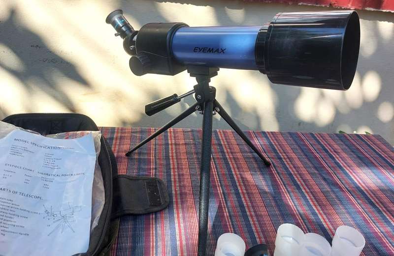 Eyemax 60mm Astronomical Beginners or Holiday Spotting Telescope with Table Tripod
