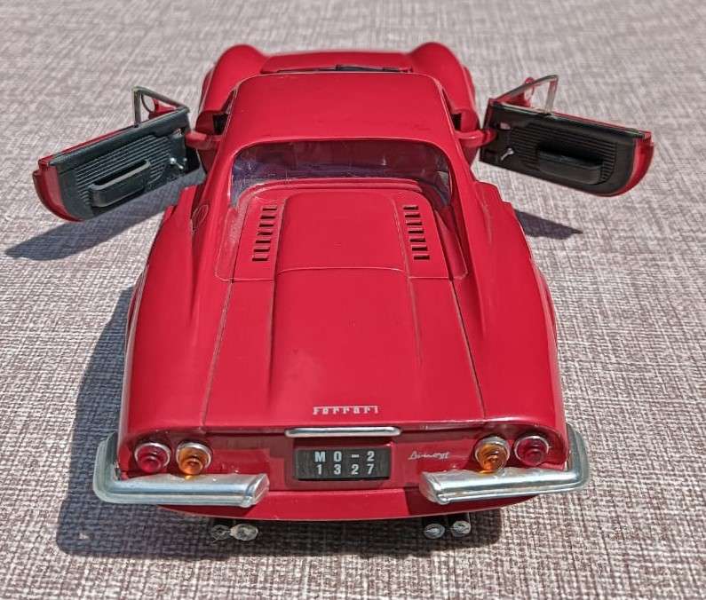 Ferrari Dino 246GT 1:18 Scale Anson Die Cast Model Car Red