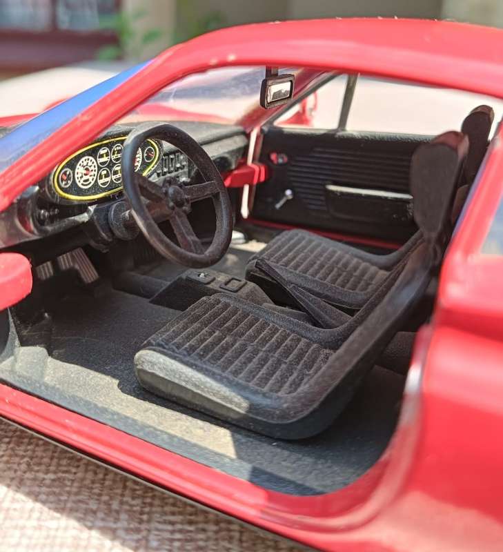 Ferrari Dino 246GT 1:18 Scale Anson Die Cast Model Car Red