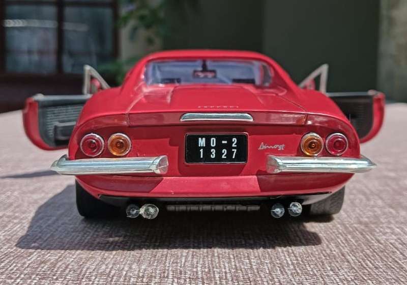 Ferrari Dino 246GT 1:18 Scale Anson Die Cast Model Car Red
