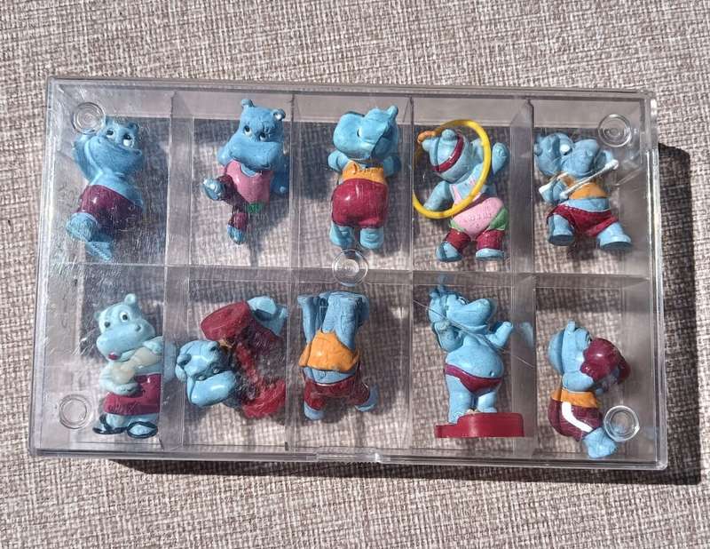 Complete Set of 10 Kinder Surprise 1993 Happypotami Plastic Toy Figurines