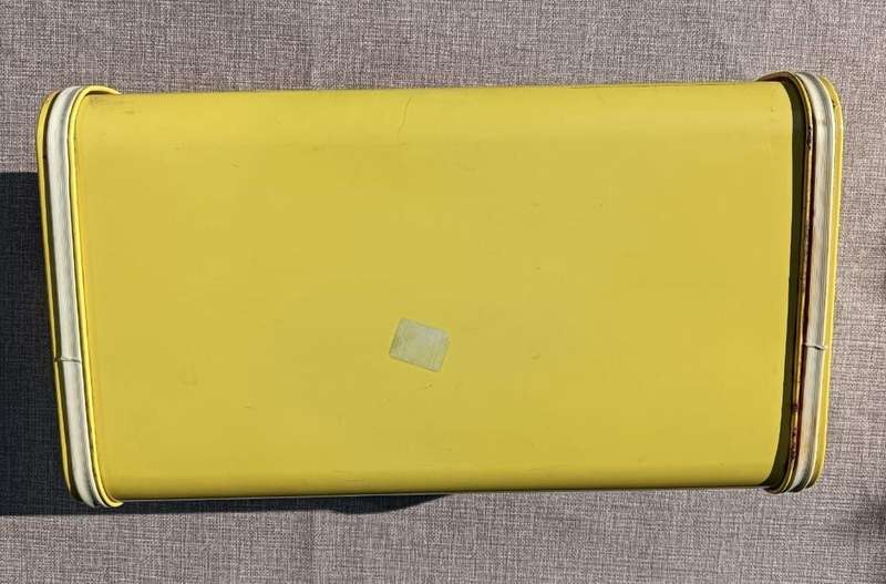 Vintage Pre 1989 HH Hendlers Yellow Enamelled Metal Bread Bin In Good Condition