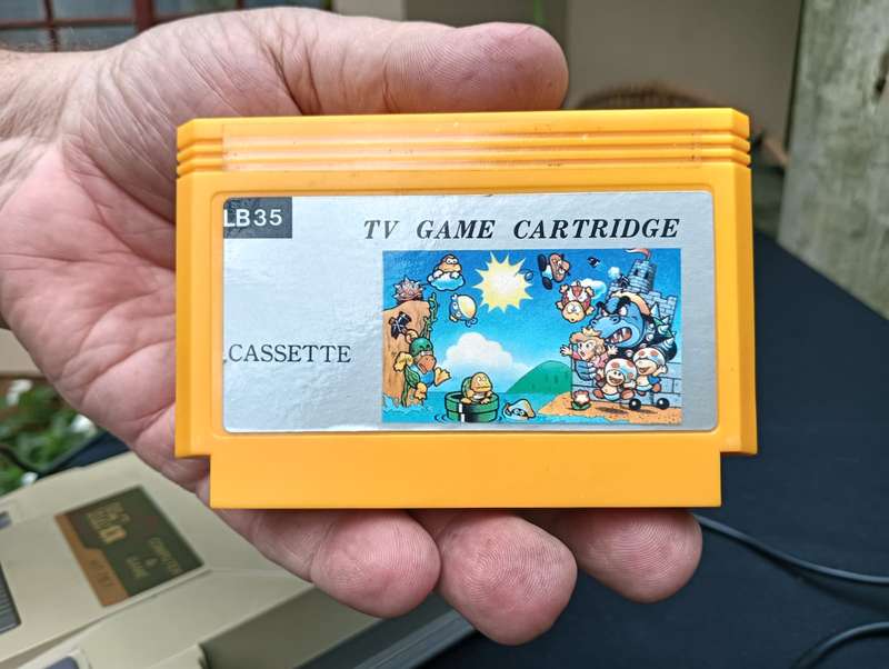 Vintage 1990s HiTex HT-767 8-Bit Video Game with Mario Brothers LB35 Cartridge -For Spares or Repair