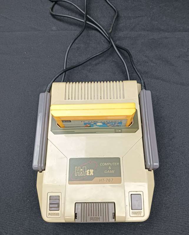 Vintage 1990s HiTex HT-767 8-Bit Video Game with Mario Brothers LB35 Cartridge -For Spares or Repair