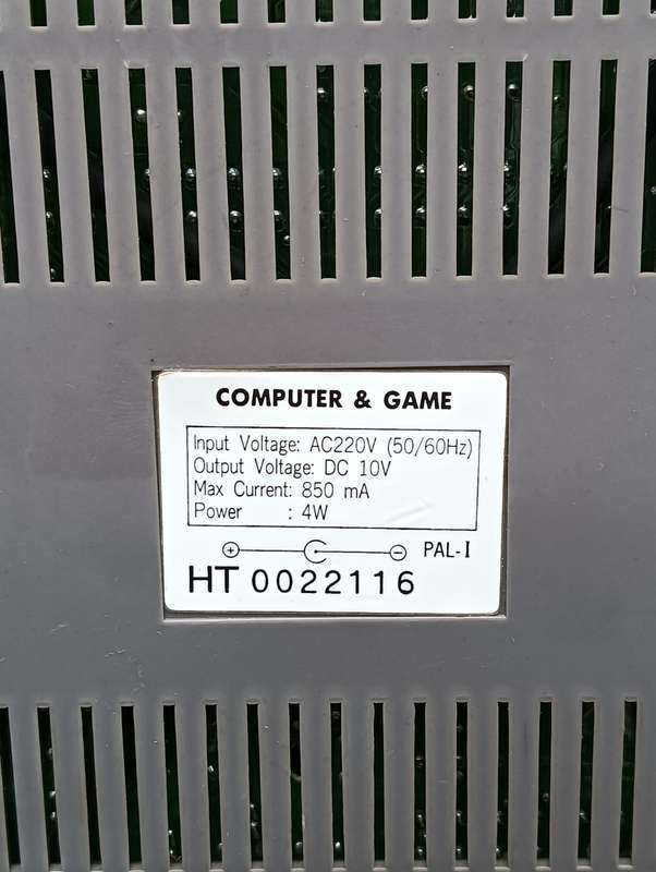 Vintage 1990s HiTex HT-767 8-Bit Video Game with Mario Brothers LB35 Cartridge -For Spares or Repair