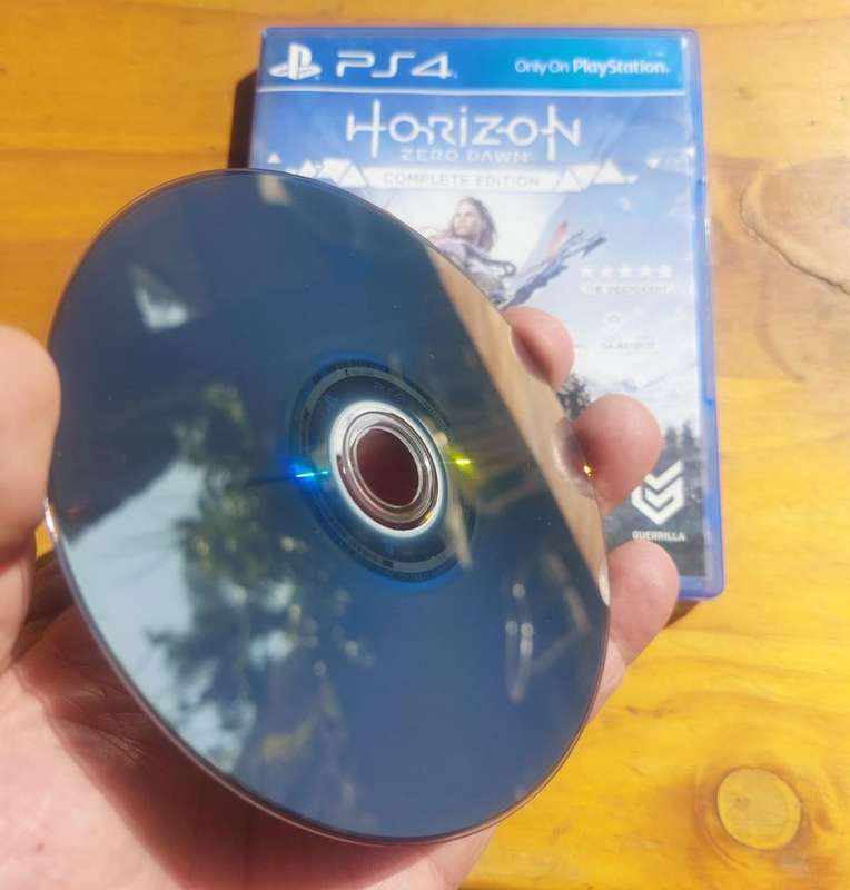 Horizon Zero Dawn Complete Edition 2017 Sony Playstation 4 Game - 95% Google Ratings