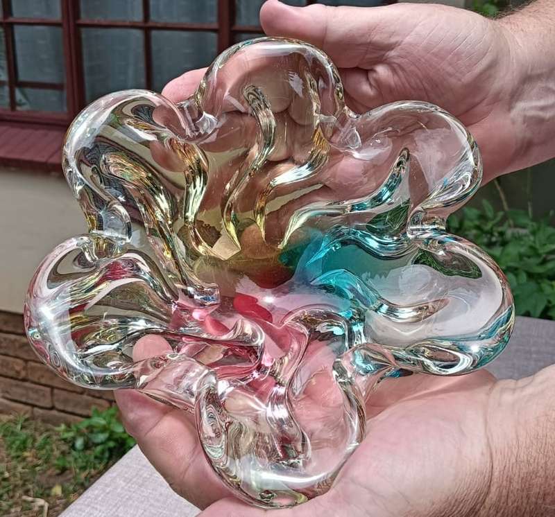 Gorgeous Murano Rainbow Sommerso Glass Bowl 21cm Wide No 2 of Two on Auction