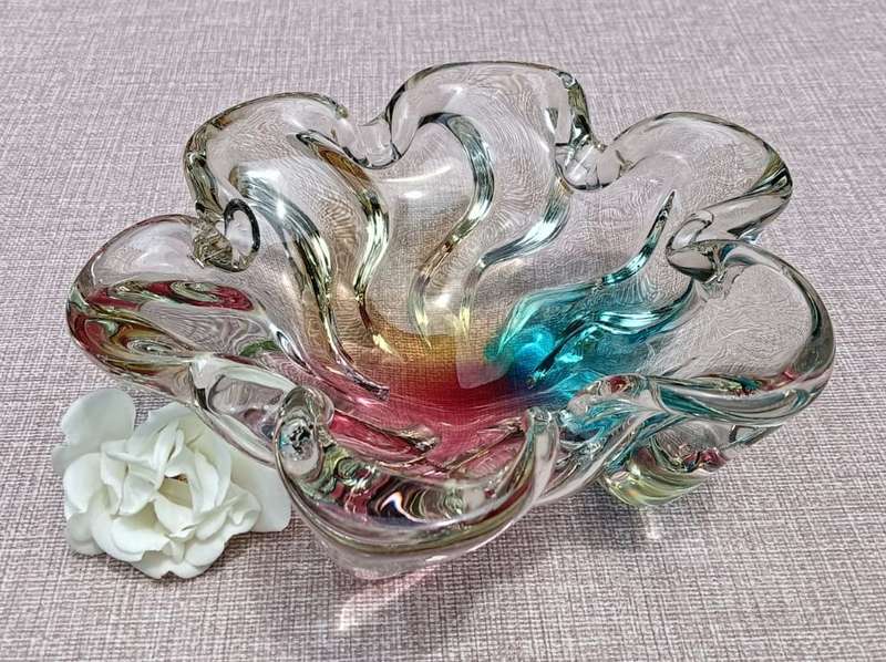 Gorgeous Murano Rainbow Sommerso Glass Bowl 21cm Wide No 2 of Two on Auction