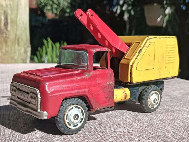 Vintage 1950s Japanese Red and Yellow Tin Windup Powered Shovel Construction Truck  Missing Shovel