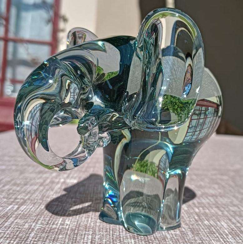 Ngwenya Glass Elephant with Trunk Curled in Feeding Motion Large 9cm High 0.5kg
