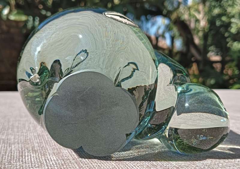 Massive 1.25kg Ngwenya Glass Hippo with Cute Pinched Tail VERY GOOD CONDITION