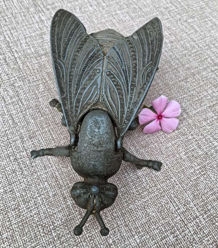 Weird Large 19cm Long Brass Fly Bug Ashtray Trinket Box Vintage 2nd of 2 on Auction