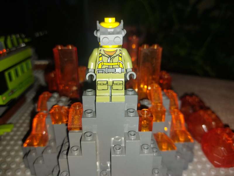 Lego City Volcano Exploration Base Set 60124 Around 80% Complete
