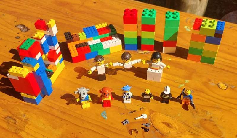 Rare Vintage 1970s Lego Minifigures (Fabuland Goat, Mike Monkey, 3 Maxi Homemaker Figures) plus more