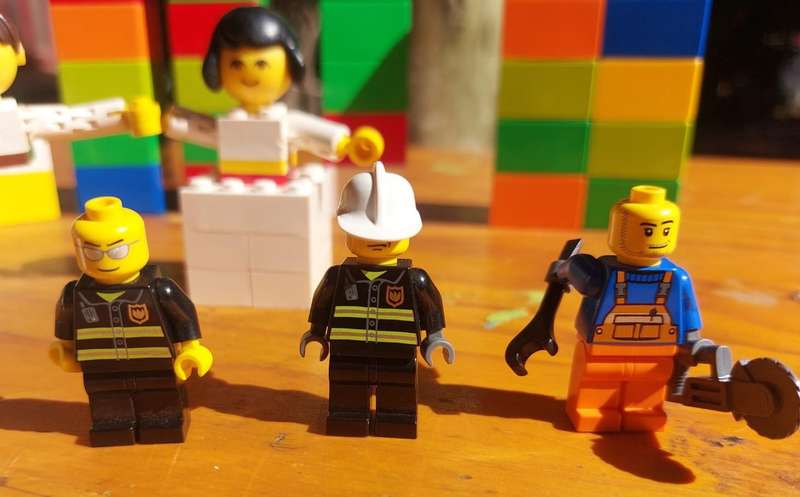 Rare Vintage 1970s Lego Minifigures (Fabuland Goat, Mike Monkey, 3 Maxi Homemaker Figures) plus more
