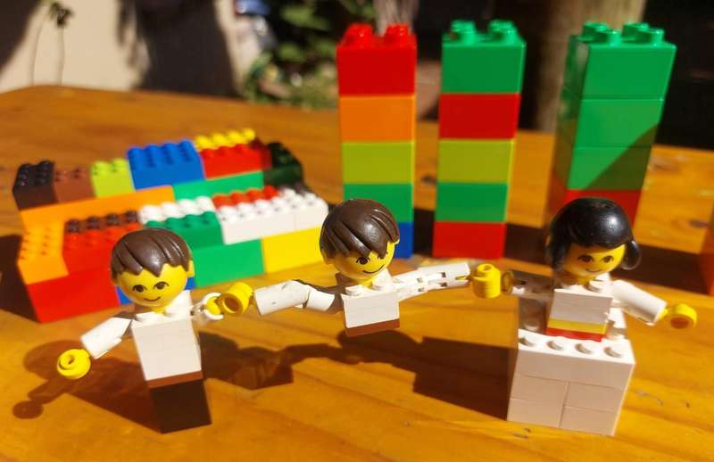 Rare Vintage 1970s Lego Minifigures (Fabuland Goat, Mike Monkey, 3 Maxi Homemaker Figures) plus more