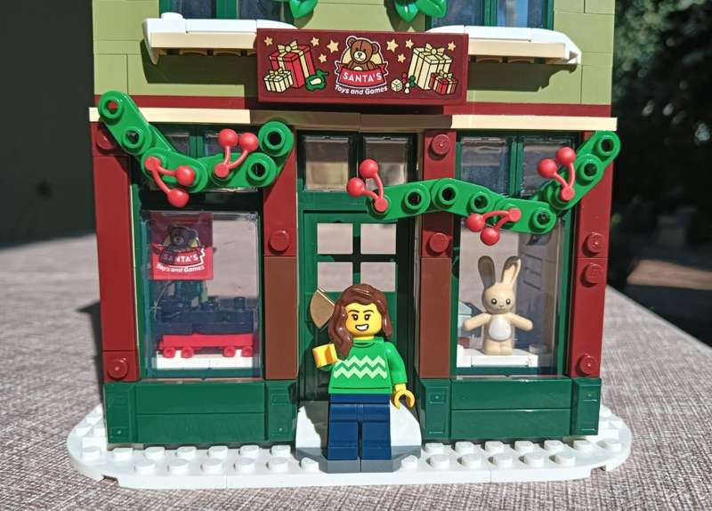 Lego Creator Holiday Main Street Toy Store Part of Set 10308 - Around 98% Complete - Retired 2024