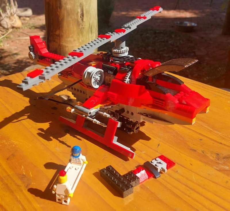 Motorized Lego Creator 4895 Helicopter Motion Power Set - Battery Box + Motor Working! Retired 2007