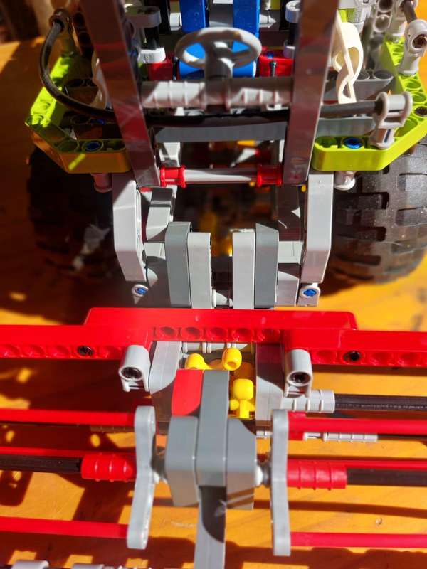 Rare Lego Technic 8274 Combine Harvester Set Introduced 2007 Retired 2008 Wheels and Gears Turn!