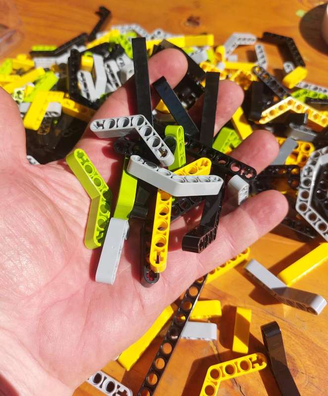 Large Batch of Lego Technic Liftarms: Includes Straight, Bent, L-Shaped Liftarms of various sizes