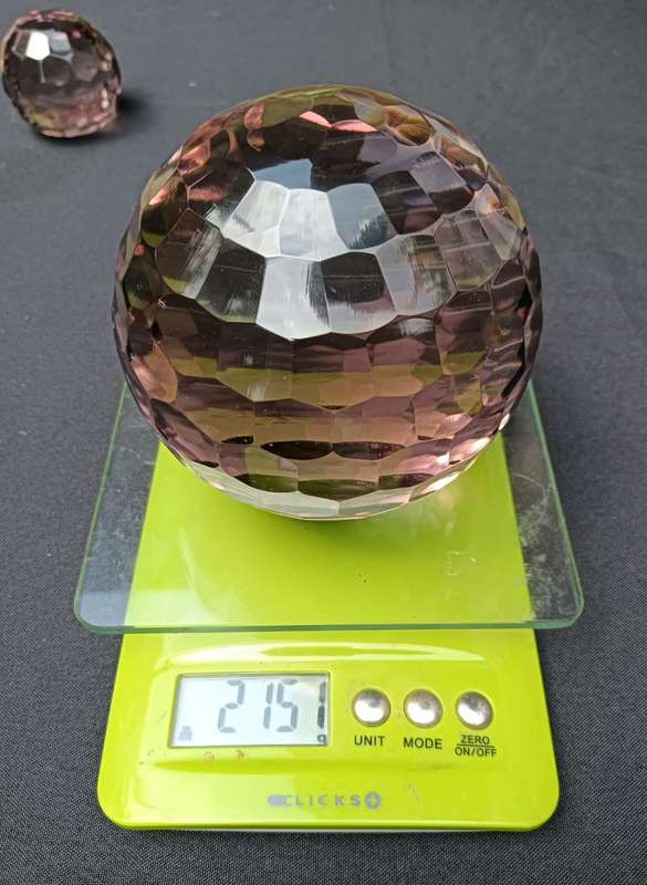 Pair of Lilac Facetted Cut Chrystal Spheres 12cm (2kg) and 6.5cm (300g) Diameters
