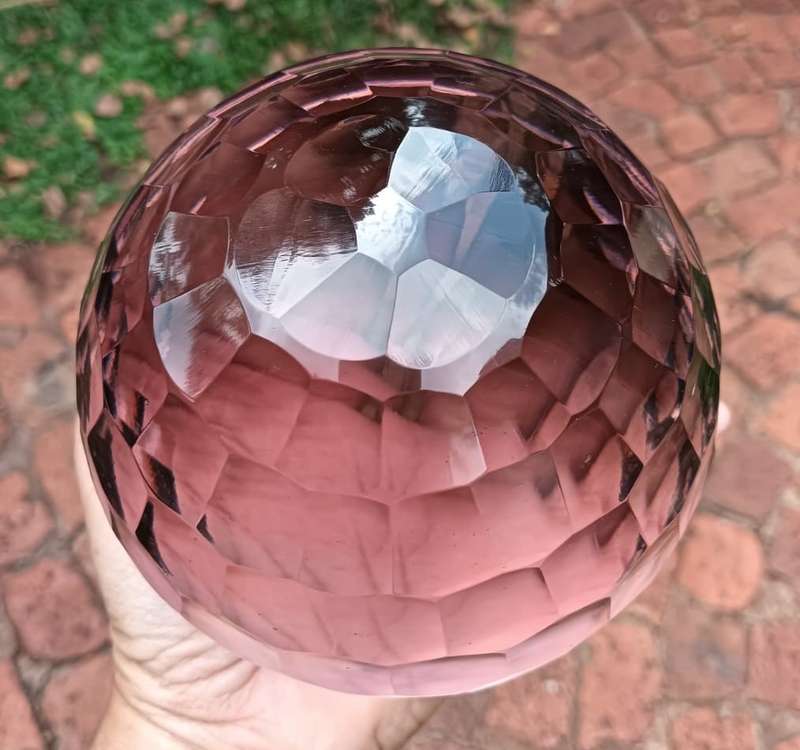 Pair of Lilac Facetted Cut Chrystal Spheres 12cm (2kg) and 6.5cm (300g) Diameters
