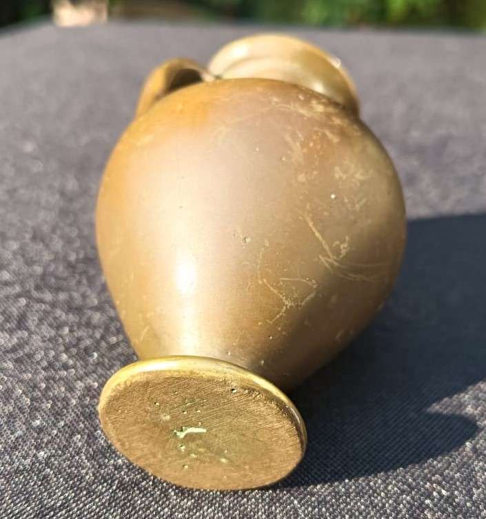 Brass or Bronze Amphora Shaped Vase Small 8cm high but Heavy 289g