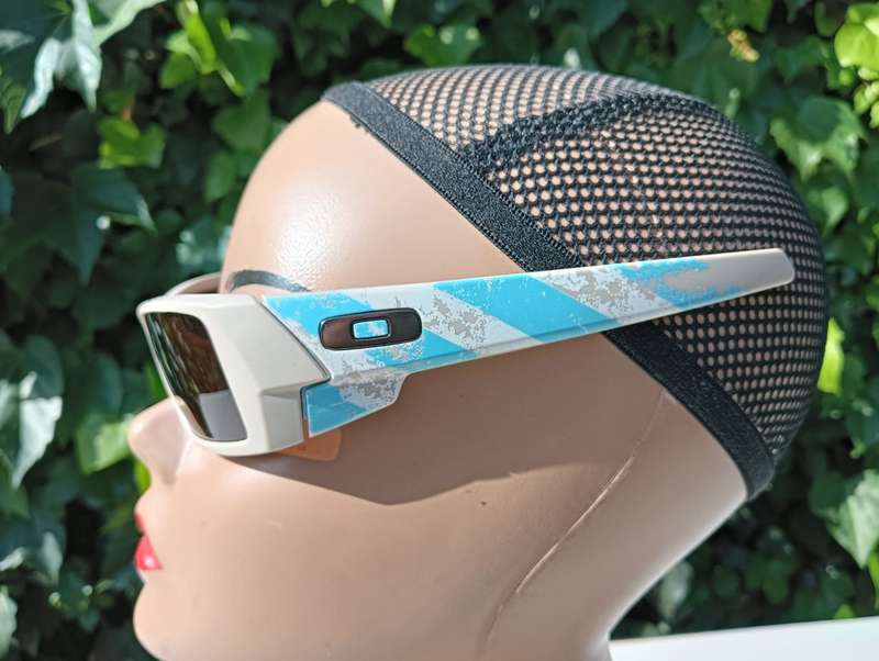 Oakley Gascan 2005 Flying Tigers Matte Sand Blue Sunglasses 12-784 55-16