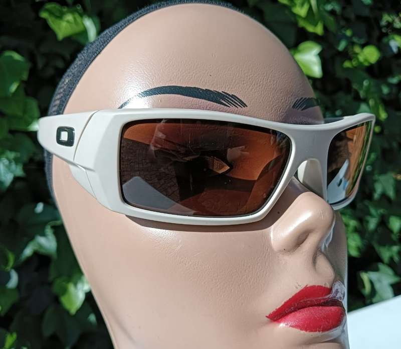 Oakley Gascan 2005 Flying Tigers Matte Sand Blue Sunglasses 12-784 55-16