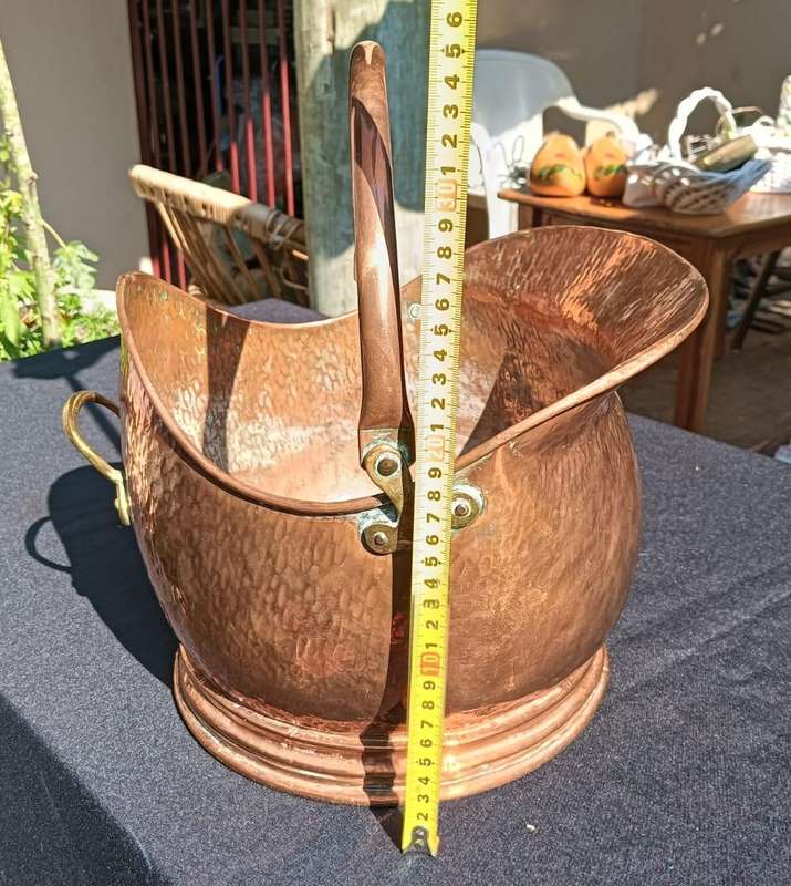Vintage 1950s Peerage English Copper Helmet Coal Scuttle with Copper Handle