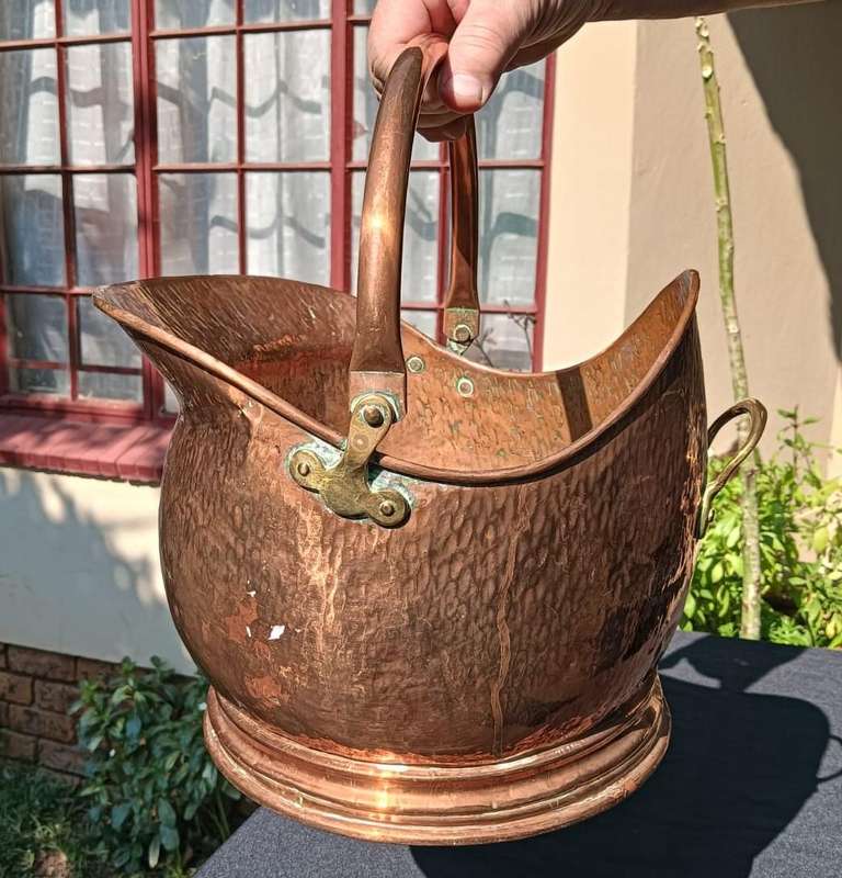 Vintage 1950s Peerage English Copper Helmet Coal Scuttle with Copper Handle