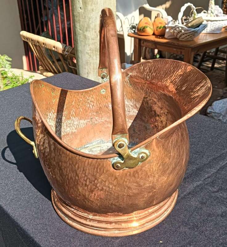 Vintage 1950s Peerage English Copper Helmet Coal Scuttle with Copper Handle