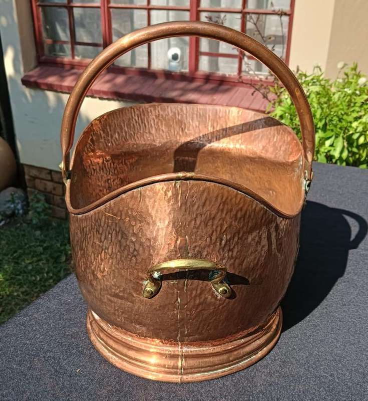 Vintage 1950s Peerage English Copper Helmet Coal Scuttle with Copper Handle