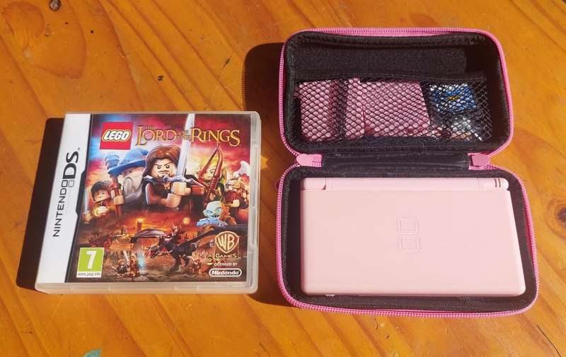 Coral Pink 2006 Nintendo DS Lite Console Good Working Condition with 2 Styluses and 2 Games