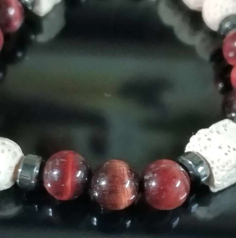 Red Jasper and White Lava Stone Beaded Bracelet