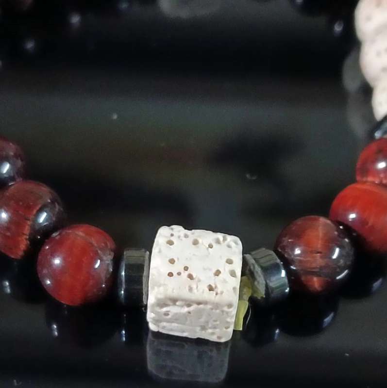 Red Jasper and White Lava Stone Beaded Bracelet