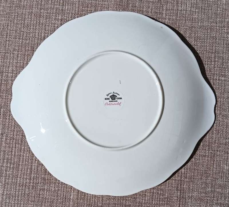 Royal Albert Gotsworld Pattern Two Handled Cake Plate Circa 1935-1940 Good Condition