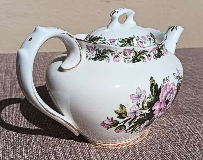 Royal Albert Gotsworld Pattern Teapot, Milk Pitcher and Sugar Bowl Circa 1935-1940 Lid Teapot Repair