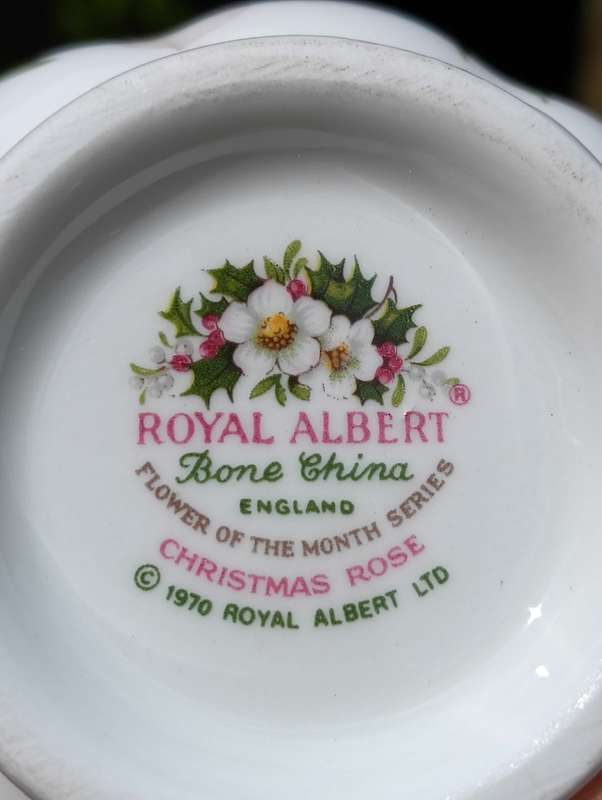 Royal Albert Flower of the Month Dec Christmas Rose Duo Boxed In Mint Condition