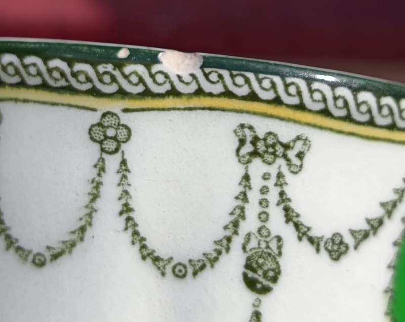 HARD TO FIND ROYAL DOULTON OLD COUNTESS PATTERN TRIOS PLUS SUGAR BOWL CIRCA 1930-1960.
