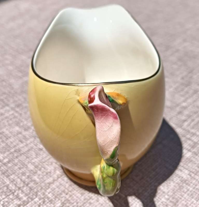 RARE 1930S ROYAL WINTON YELLOW ROSEBUD PATTERN MILK JUG AND SUGAR POT HAND PAINTED!