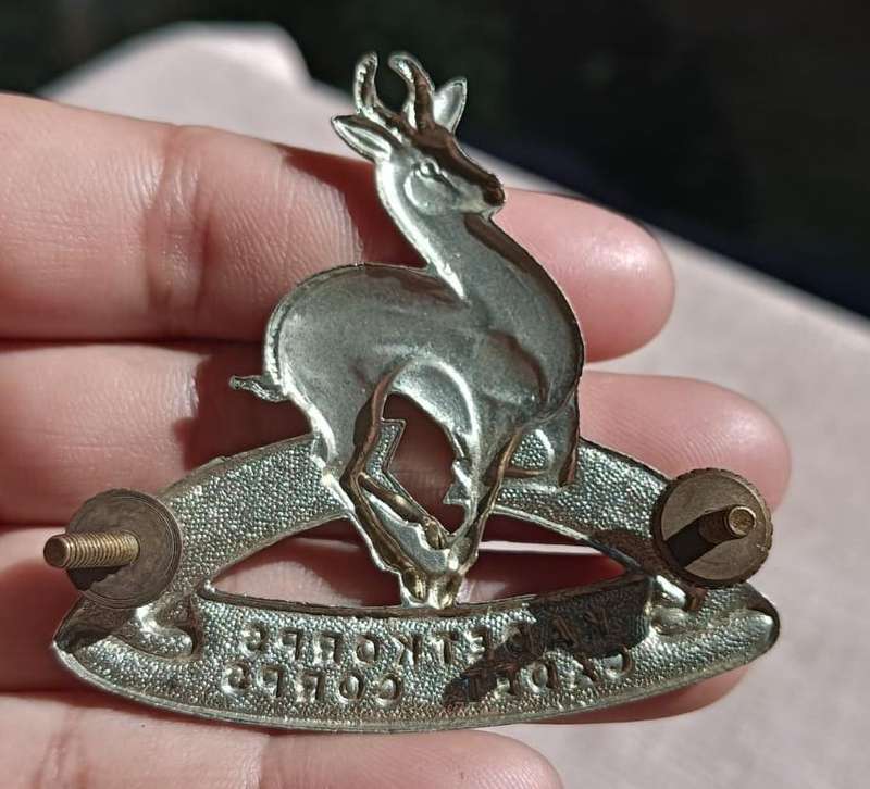 Vintage (1970-1990) South African KADETKORPS / CADET CORPS Cap Badge (Colins 2967)