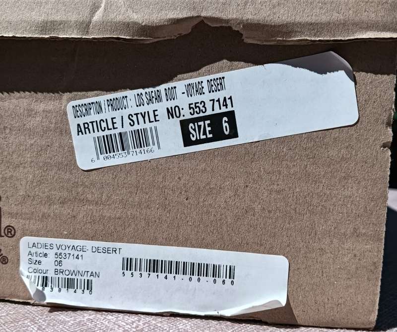 Pair of BATA Ladies Safari Voyage Chelsea Style Leather Boots Size 6 As New Boxed