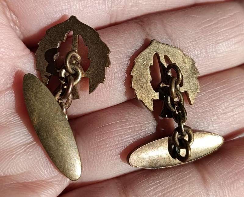 Pair of 1940s Scottish Thistle Enamelled Cuff Links
