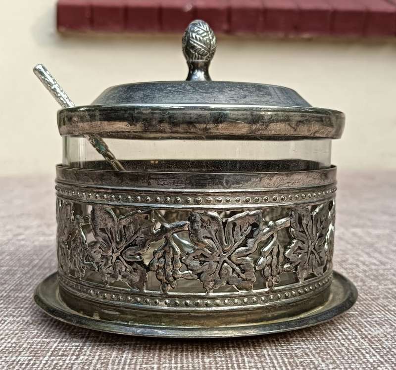 Silver Metal Leaf Embossed Sugar Bowl With Glass Inner and Spoon
