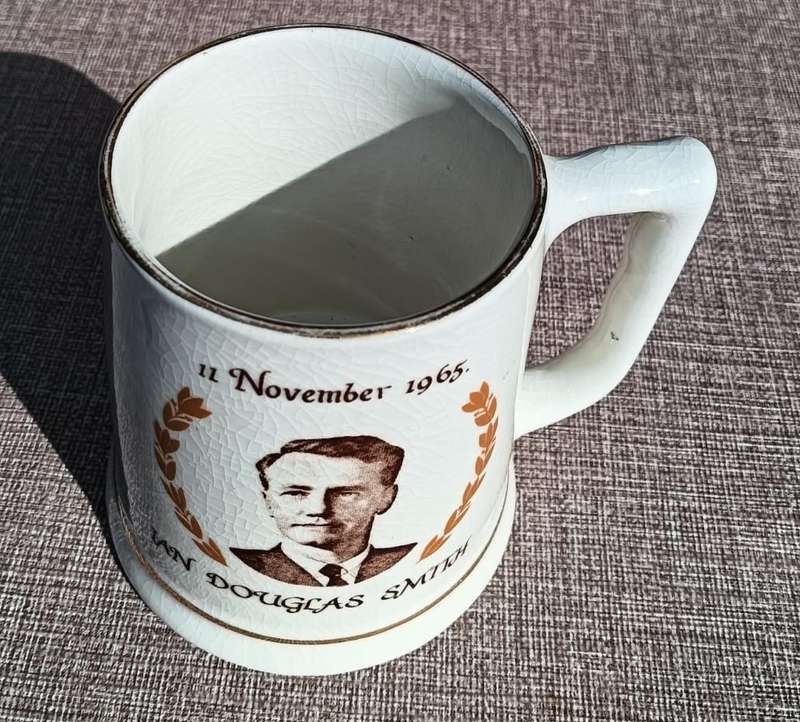 DROSTDY WARE SA POTTERY RARE SOUTHERN RHODESIA IAN DOUGLAS SMITH 11 NOV 1965 INDEPENDENCE TANKARD
