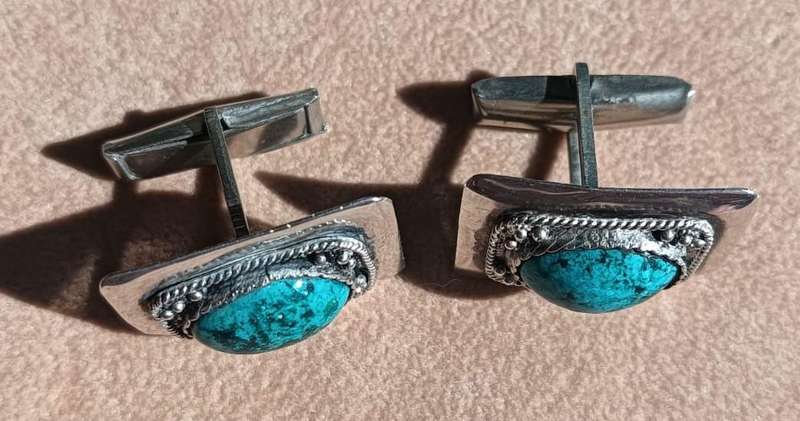 Vintage Navajo USA Oval Kingman Turquoise Silver Metal Cufflinks 9.3g