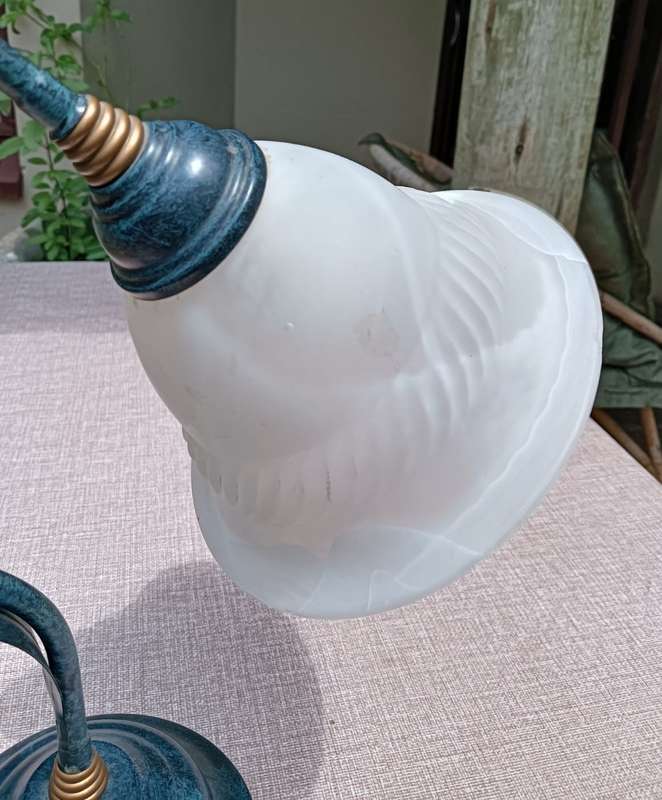 Cool Flower Style Study Lamp  Metal Stand with leaves  Frosted Glass Lampshade  Working 100%